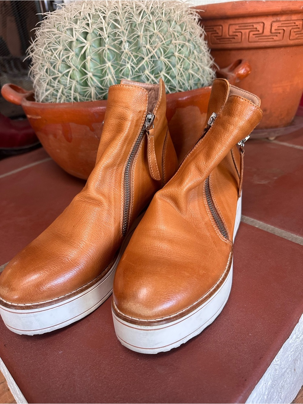 Anthro Silent D Women’s Tan Leather Platform Zip Ankle Boots